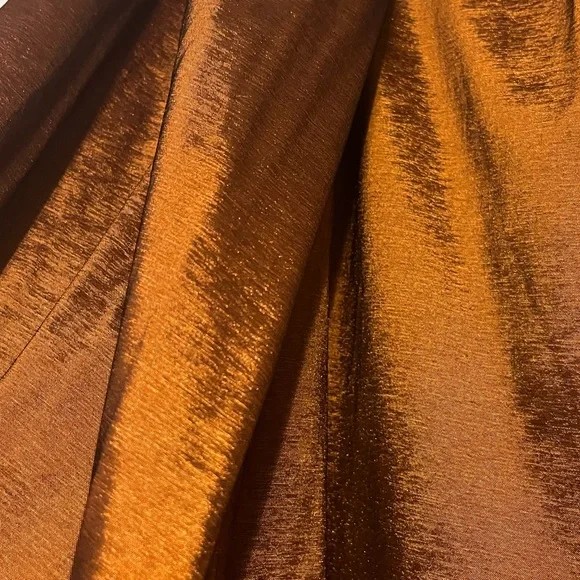 Voluminous Top with Waist Tie - Picture 7 of 9